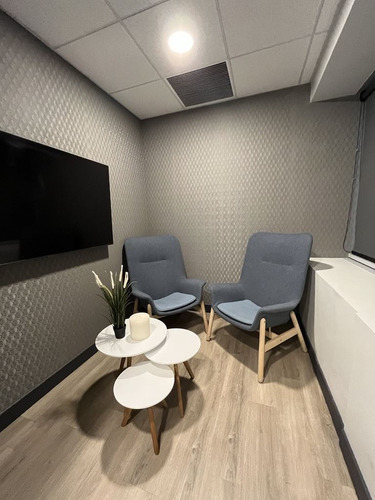 Oficina En Arriendo En Las Condes - Próximo A Metro El Golf