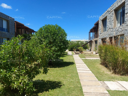 Imagen 9 de 15 de Muy Lindo Apto En Manantiales En Venta - Manantiales Manantiales