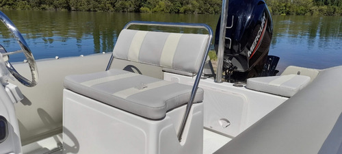 Imagen 12 de 15 de Semirrigido 520 Viking Equipado Y Motor Mercury 50 Elpt 0km