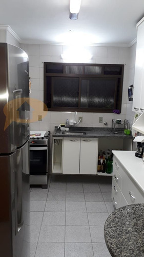 Apartamento - Ref: 8221