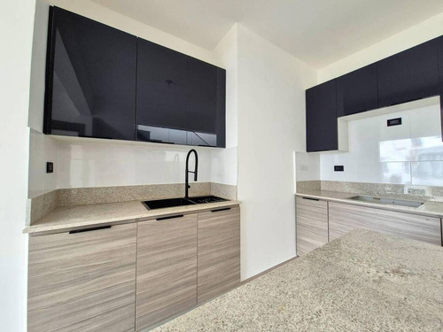 Apto Tipo Penthouse En Alquiler En Vista Cana, Punta Cana, 2 Hab