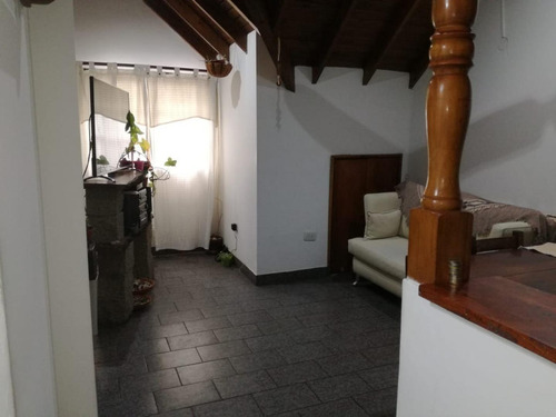 Imagen 2 de 15 de Departamento 2 Ambientes Y Medio - Apto Profesional - Ituzai