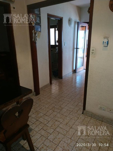 Imagen 8 de 20 de Casa En Lote Propio Con Galpon Al Fondo - En Venta En Munro -