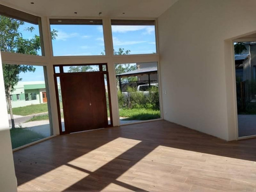 Oprtunidad. Casa En San Matias . Zona Arbolada