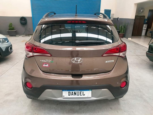 Imagem 5 de 15 de Hyundai Hb20x 1.6 Premium Automático 2017