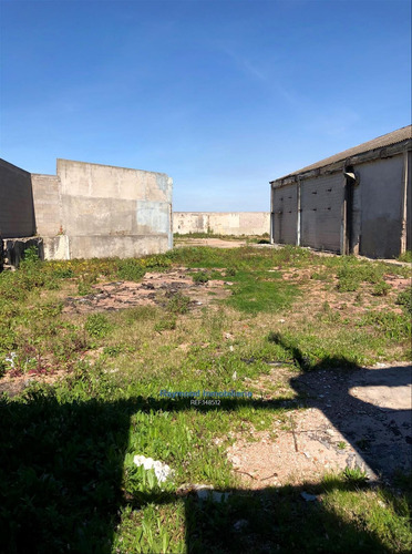 Local De 4300m2 + 2000m2 Playa De Maniobras. Cerro