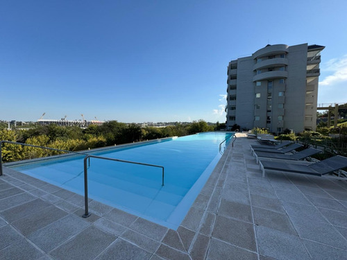 Exclusivo Dpto. De Categoría En Venta En Chateau Village. Totalmente Equipado Y Amoblado