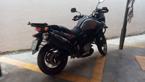 Imagem 2 de 4 de Suzuki Vstron 650cc