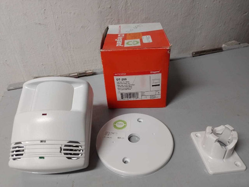 Sensor De Movimiento Dual Dt-200 90° Pared O Techo Legrand