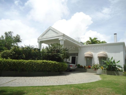 Imagen 1 de 28 de Mayerling Gonzalez Bm Vende Casa Lagunita Country Club Mls #23-4328