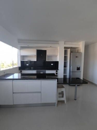 Imagen 7 de 14 de Apartamento En Venta Edif Las Velas Ave 3 De Mayo Pampatar