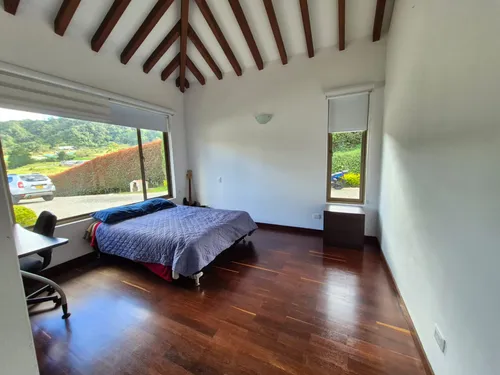Finca En Venta En Vereda Las Palmas. Cod V12660