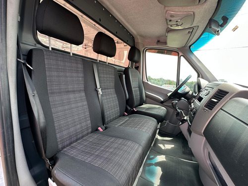 Mercedes-Benz Sprinter Furgão 2.2 Cdi 313 Street Longo Teto Baixo 9m3 5p