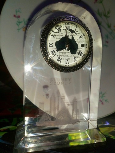 Antiguo Reloj De Cristal Australia Sydney En Perfecto Estado