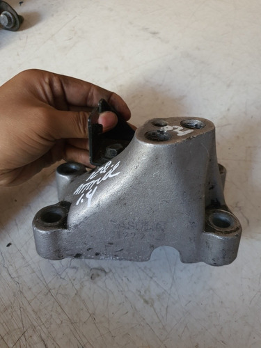 Base Soporte Motor Izquierdo Caja Estándar Attitude 1.406-11 (Usado)