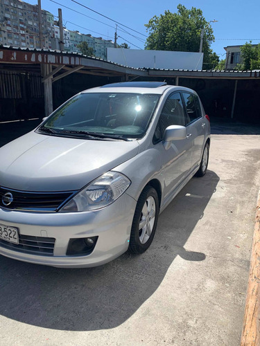 Nissan Tiida 1.8 Premium Mt 2011