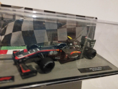 1 43 B Senna Hrt F110 2010 Auto A Escala Colecciòn 10cm