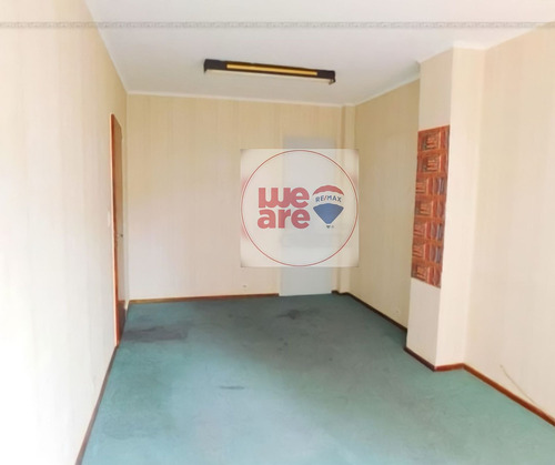 Imagen 2 de 7 de Venta - Se Venden Dos Oficinas Con Patio.