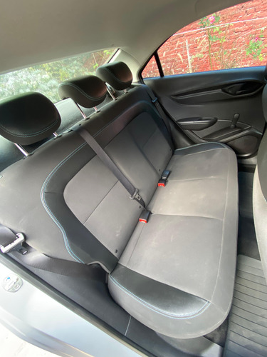 Chevrolet Onix Plus 1.4 Black Edition