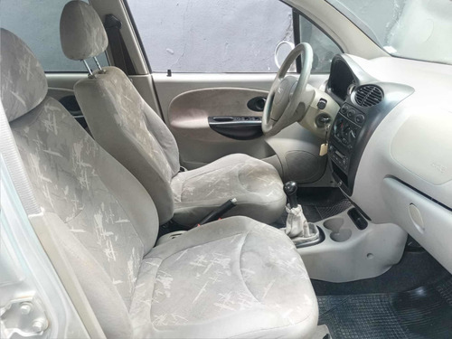 Imagem 2 de 8 de Chery Chery Qq 2013 1.1 16v 5p