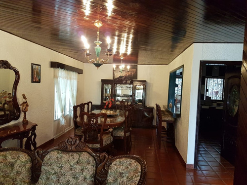 Imagen 3 de 19 de Santa María Cómoda Casa Amplia En Privada Con Portón Eléctrico, Jardín, Garaje