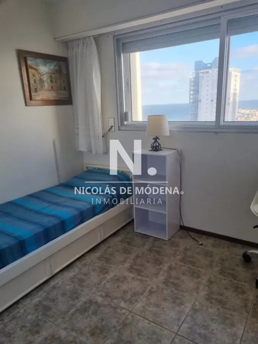 Apartamento En Venta De 3 Dormitorios En Peninsula , Punta Del Este