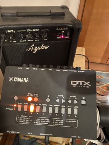 Batería Electrónica Yamaha Dtx452 Negra 5 Cuerpos (Usado)