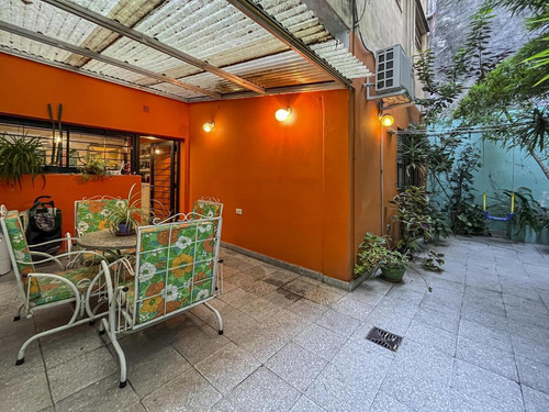 Imagen 9 de 27 de Casa De Pasillo Con 2 Dormitorios Y Patio En Barrio Lourdes