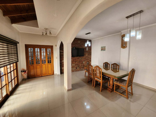 Venta Casa Ezpeleta Aptocredito Quincho Pileta