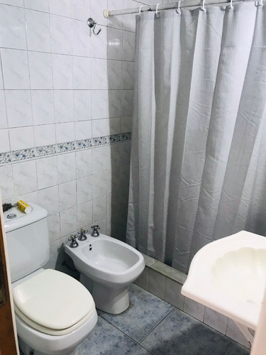 Imagen 12 de 14 de Amplio Ph De 2 Dorm. Y Patio - En 7 E/ 513 Y 514