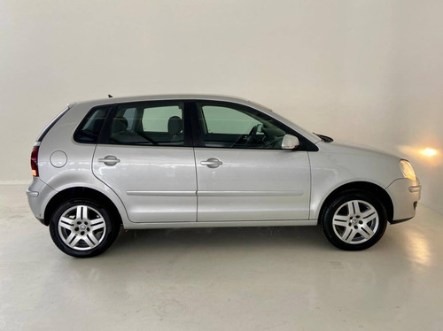 Imagem 9 de 11 de Volkswagen Polo 1.6 Mi 8v E-flex 4p Manual