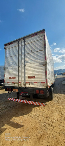 Imagem 4 de 9 de Ford