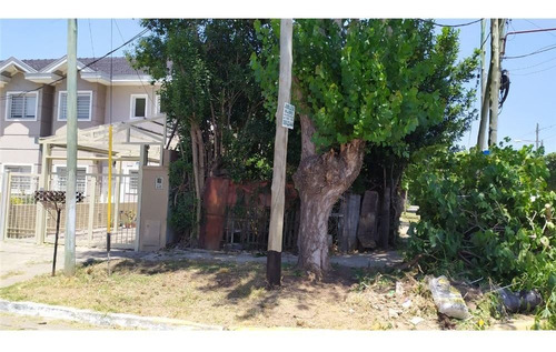 Casa En Venta A Reciclar Con Local Alquilado