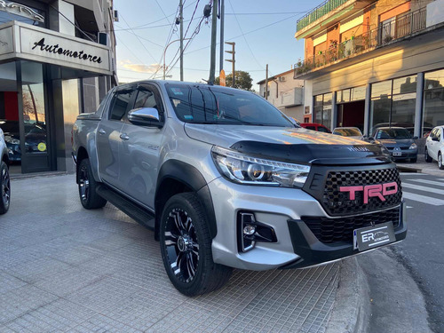 Toyota Hilux 2.8 Cd Srx 177cv 4x2 At
