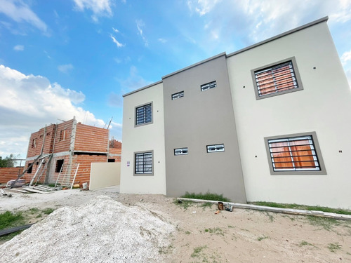 Venta Conjunto Nuevo De Duplex  - Mar Del Tuyú