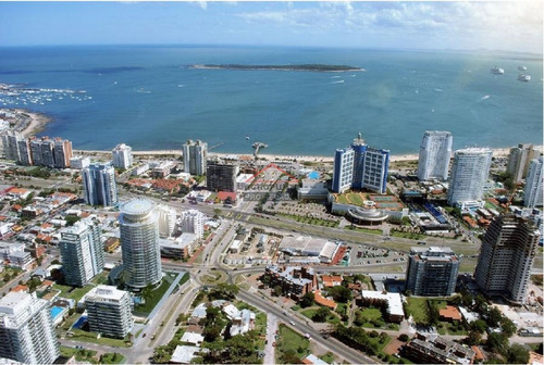 Apartamento En Brava, 1 Dormitorios *- Ref: 2539