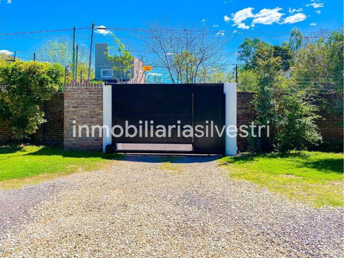 Imagen 20 de 25 de 465 Y 26 City Bell - Casa De 4 Dormitorios En Venta