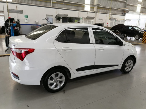 Imagen 8 de 15 de Hyundai Grand L10 Gls