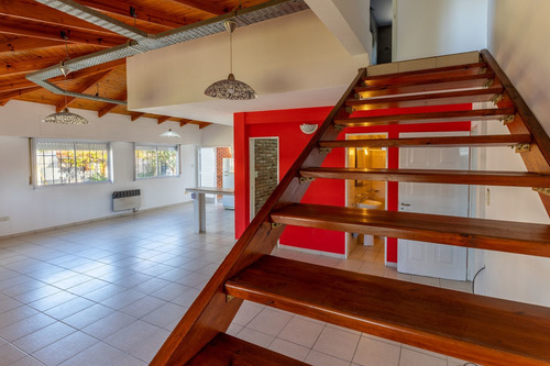 Casa Venta 3 Dormitorios Y Parque En La Plata