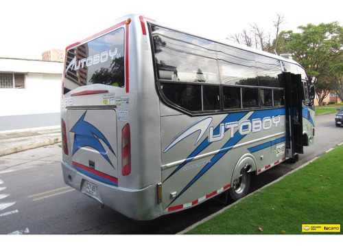 Chevrolet Npr Microbús 19 Pasajeros 5193cc Diesel Mecánica