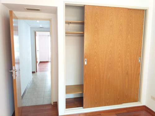 Venta De Departamento De 4 Ambientes