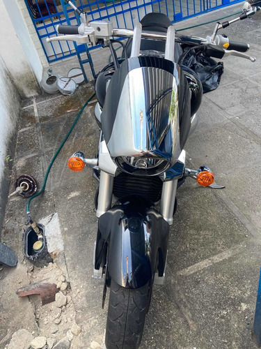 Imagem 3 de 3 de Suzuki Boulevard 1800r