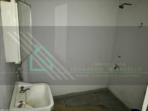 Local Galpón En Carmelo | Excelente Ubicación, Gran Metraje