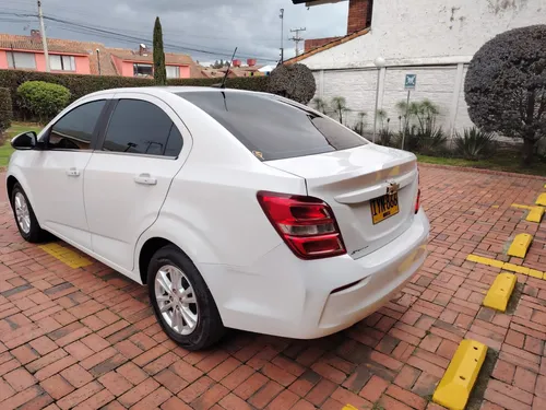 Chevrolet Sonic 1.6 Lt 4 p