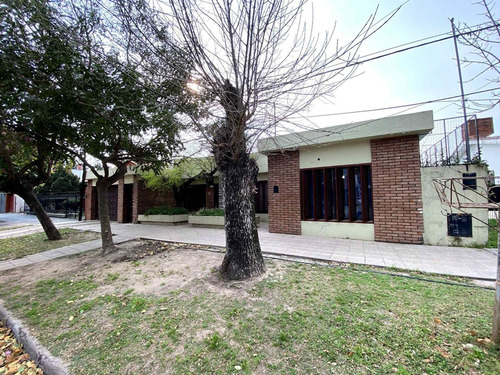 Imagen 2 de 30 de Casa En Venta En Avellaneda Santa Fe
