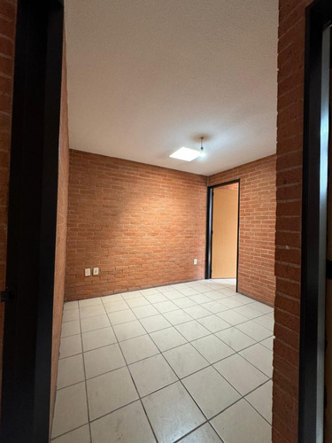 Venta En Casa En Fraccionamiento Los Castillos