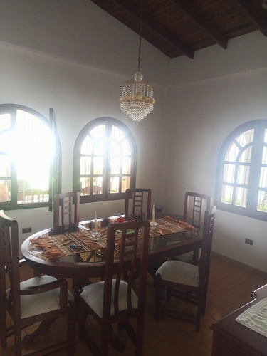 Imagen 10 de 21 de En Venta Amplia Y Hermosa Casa En La Mejor Urb. De La Ciudad