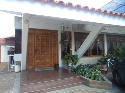 Imagen 1 de 14 de Casa En Venta, Urb. Santa Elena En Barquisimeto