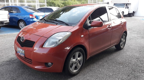 Imagen 1 de 6 de Toyota Yaris
