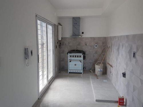 Imagen 3 de 6 de Departamento - Lanús Oeste
